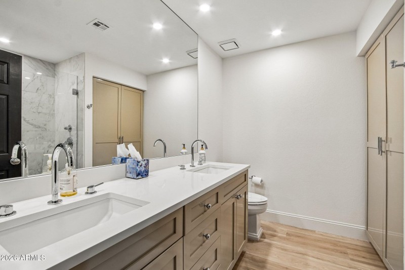 28-web-or-mls-E Larkspur Dr-S1605-028