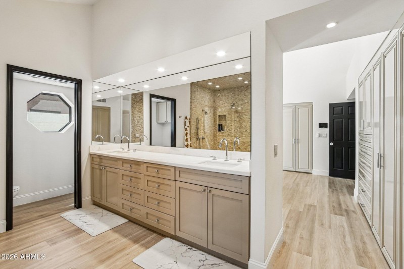 33-web-or-mls-E Larkspur Dr-S1605-033