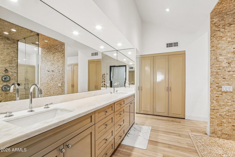 35-web-or-mls-E Larkspur Dr-S1605-035