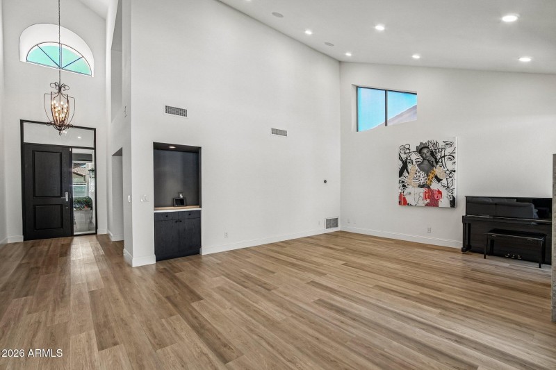 7-web-or-mls-E Larkspur Dr-S1605-007