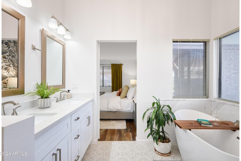En-Suite Bathroom 2 of 4