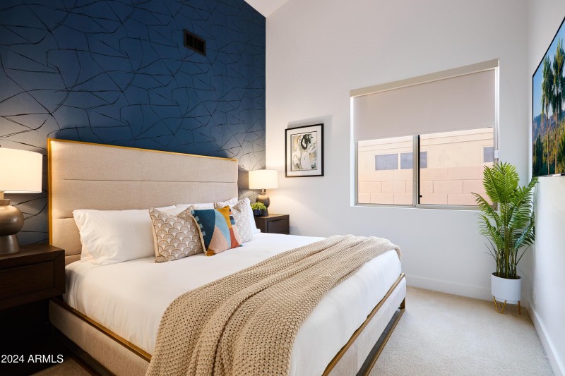 King Bedroom 2