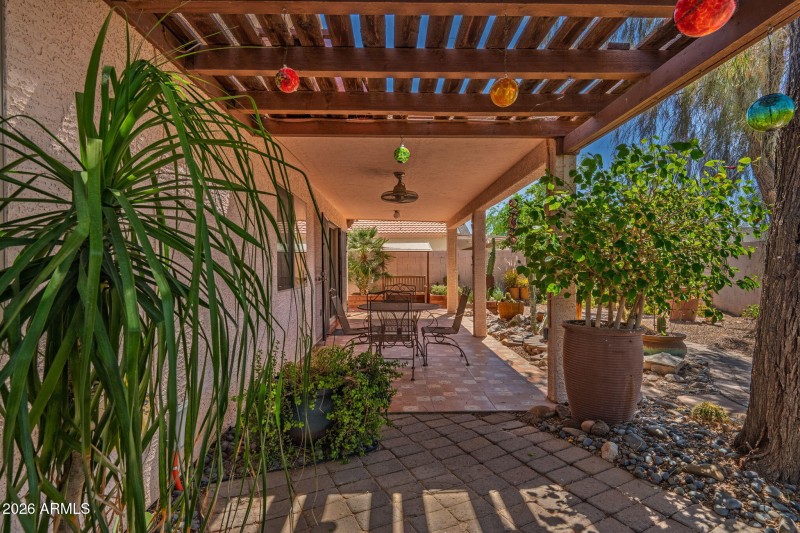 13-web-or-mls-9069 W Raven Dr-112