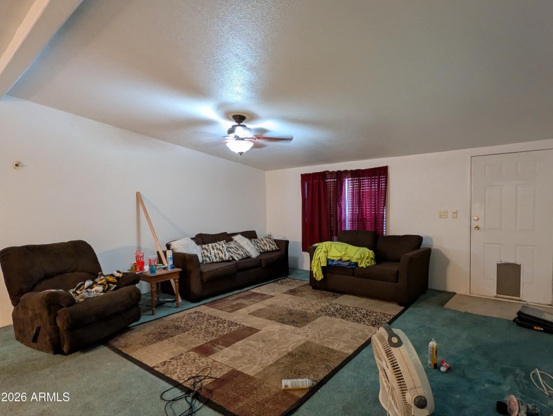PXL_20260516_232726633