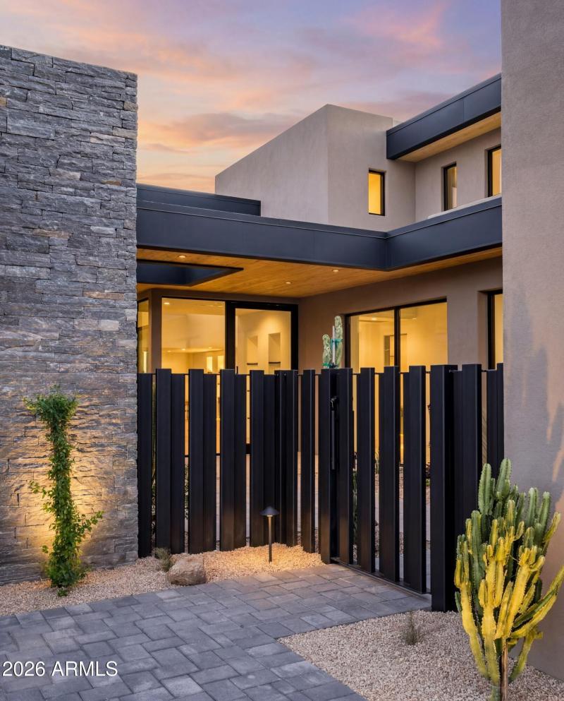 002_Front Courtyard Entrance