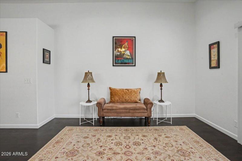 17-Family Room