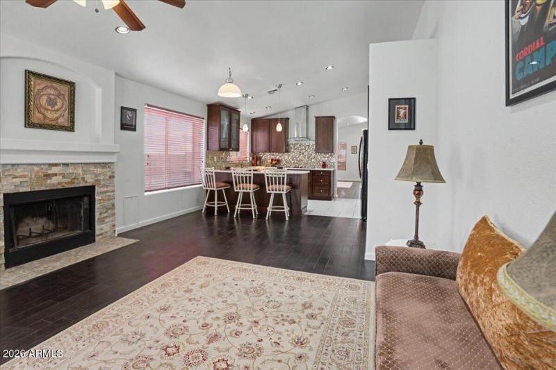 20-Family Room