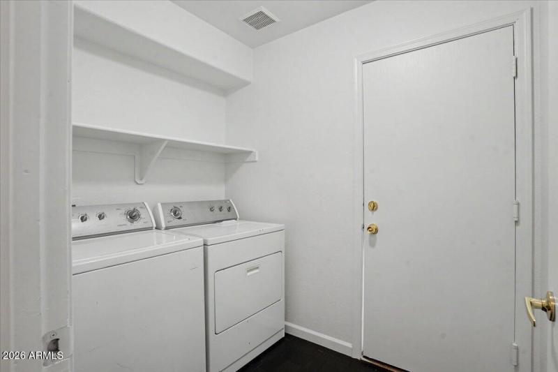 37-Laundry Room