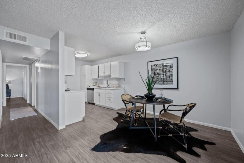 Photo #6