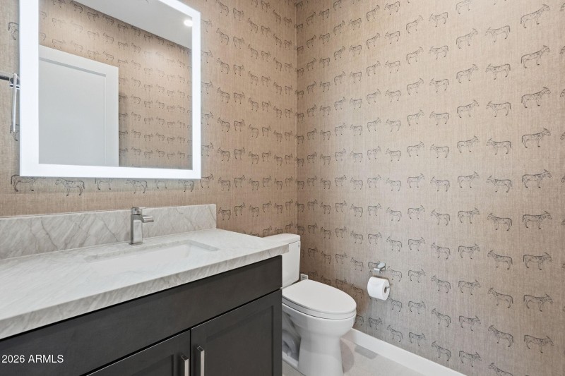 009_Powder Room