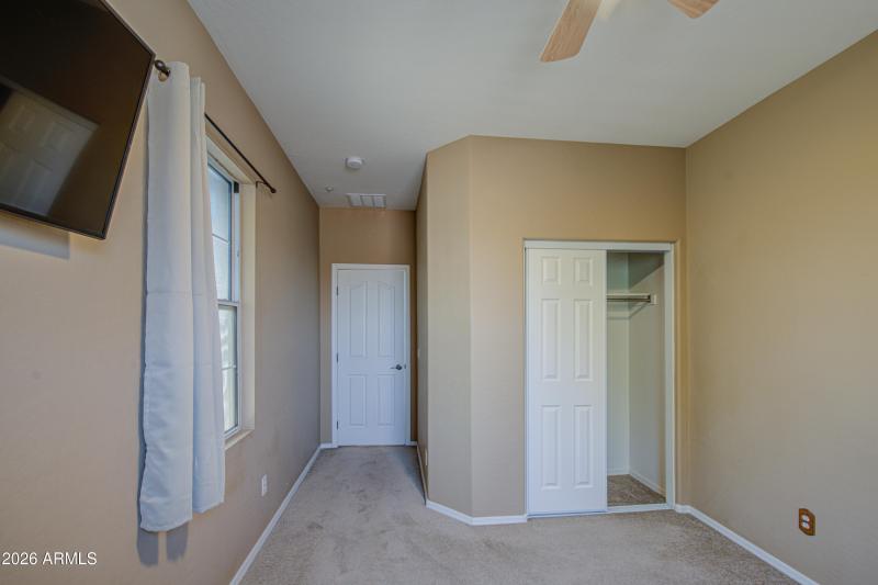 Bedroom 1-pic 2