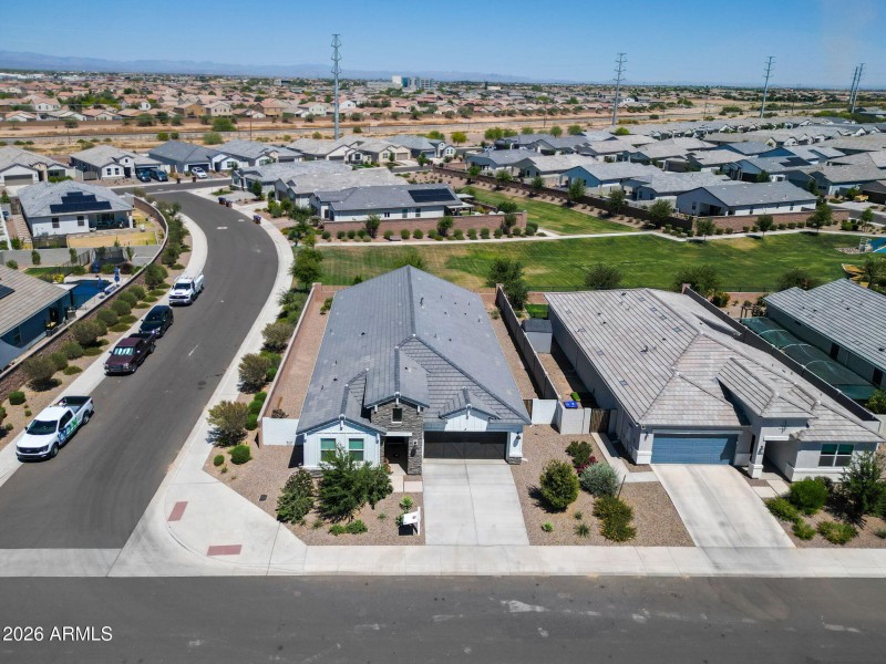 37-web-or-mls-36920 N Aleutian Dr-37
