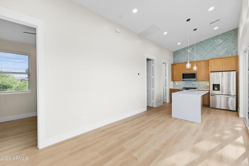 1115 S Montezuma Ave-29