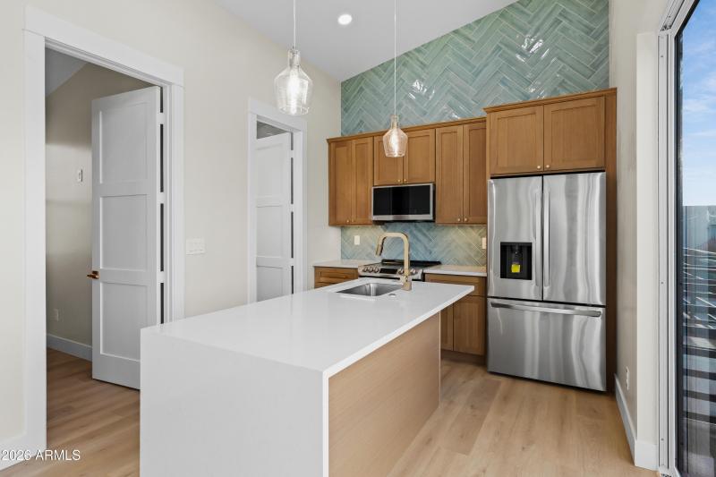 1115 S Montezuma Ave-33