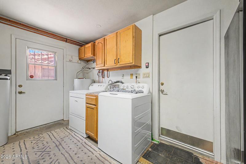 Washer & Dryer in Garage