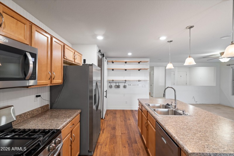 16-Kitchen