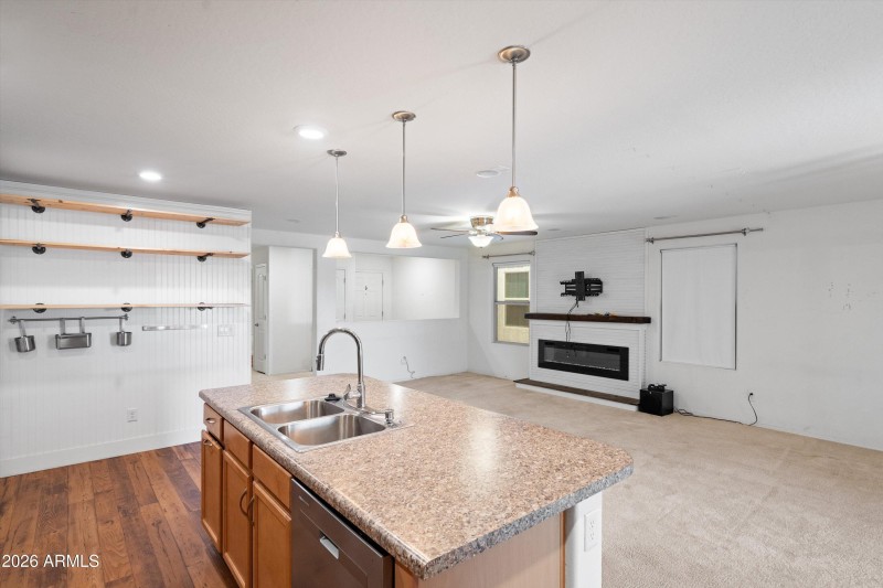 17-Kitchen