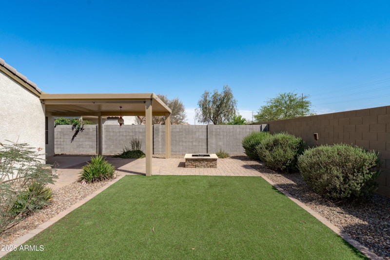 37-Backyard View