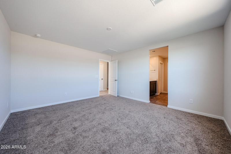 27_Oak-Manzanita-at-Teravalis_Buckeye_Ho
