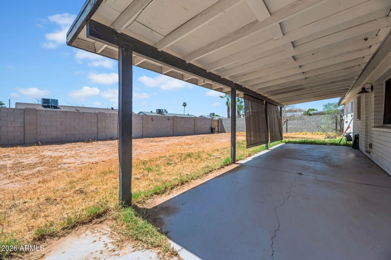 19-web-or-mls-3604 S Cutler Dr-19