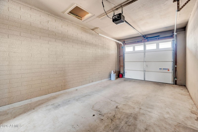 24-web-or-mls-3604 S Cutler Dr-24