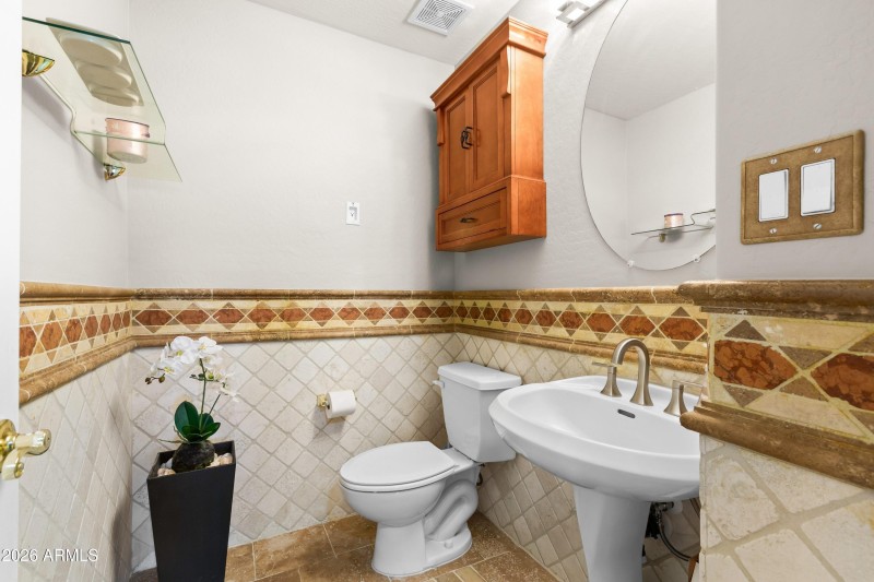 HalfBath1