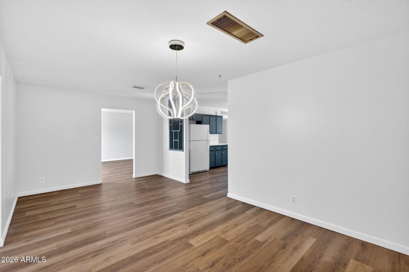 16-web-or-mls-013W Gardenia Ave