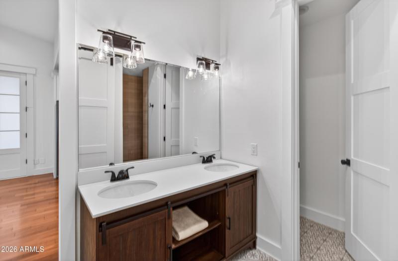 Casita Bath 2