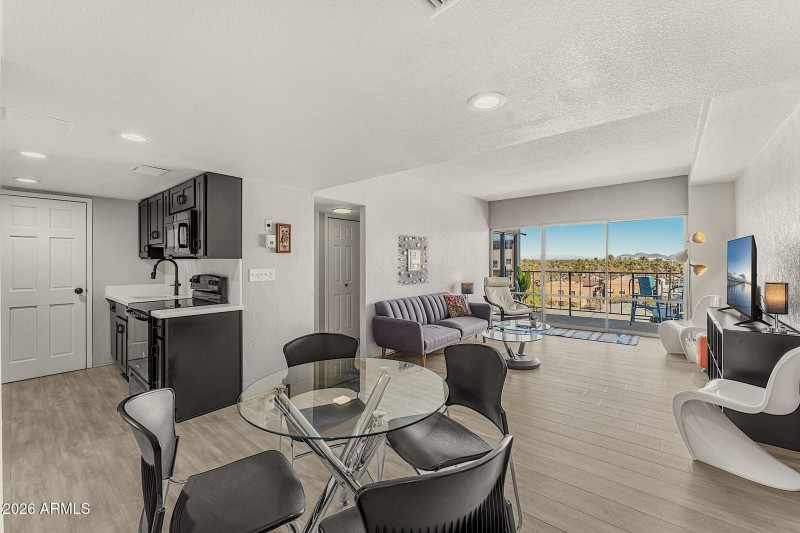 7-805 N 4th Ave 609-DSC09946-HDR