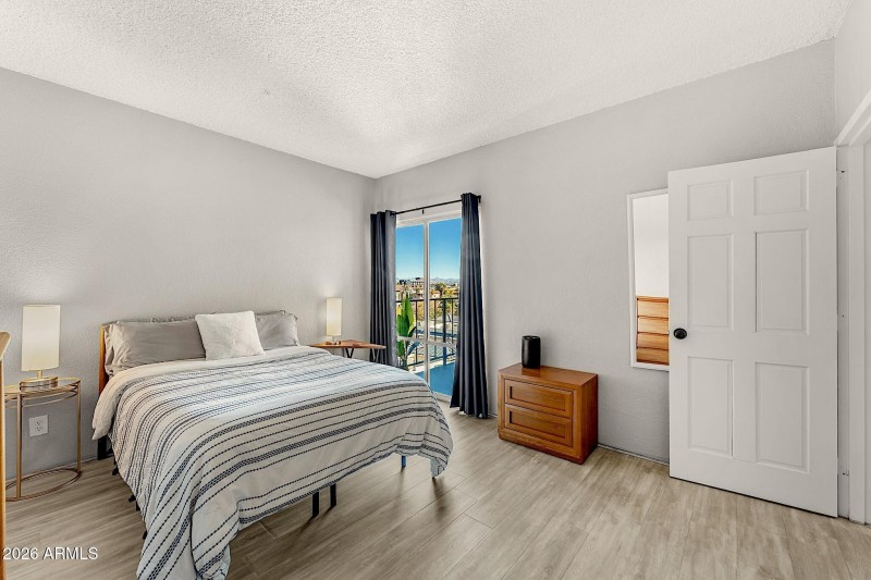 15-805 N 4th Ave 609-DSC00007-HDR