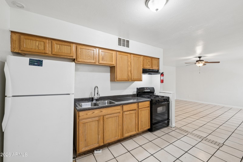 12-2133 W Adams St Unit 3 -006