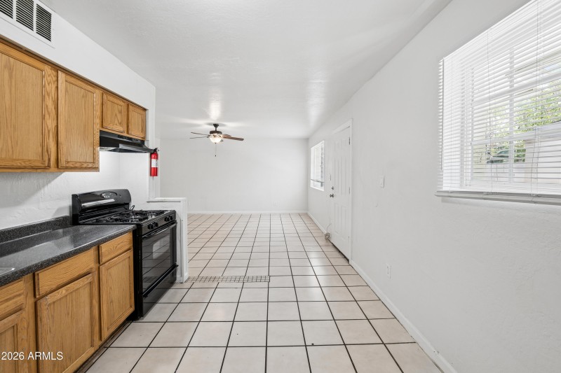 13-2133 W Adams St Unit 3 -007