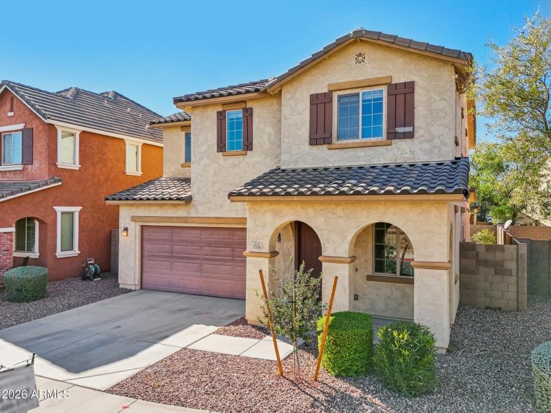 41-web-or-mls-N 89th Ln-041