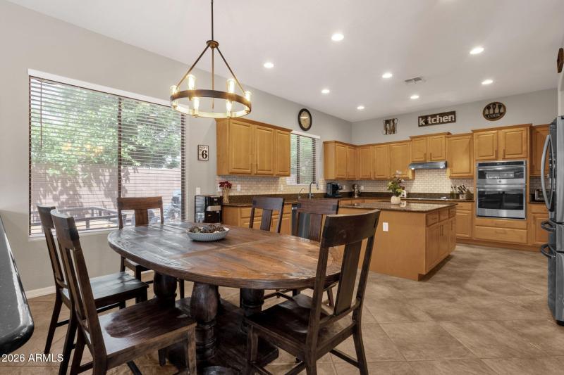 Eat in Kitchen