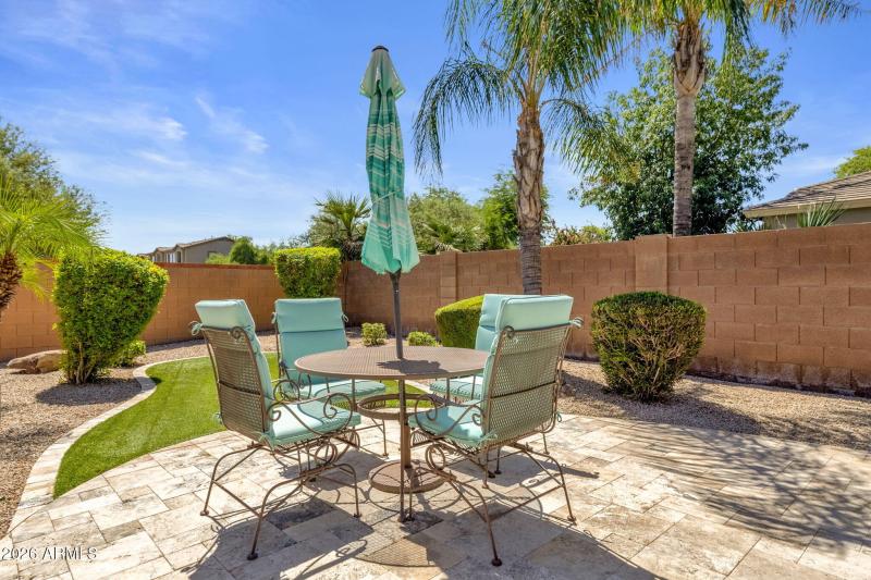 Outdoor Dining Space