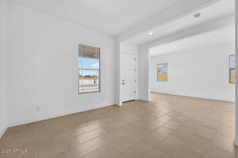 hj-az-phoenix-ellsworth-ranch-landmark-a