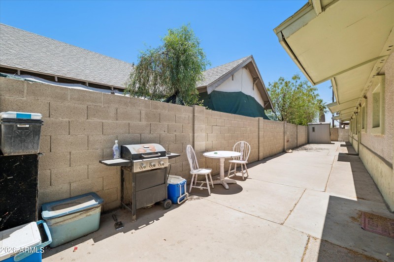 21-3086616 - 2133 W Adams St Unit 3 - 00