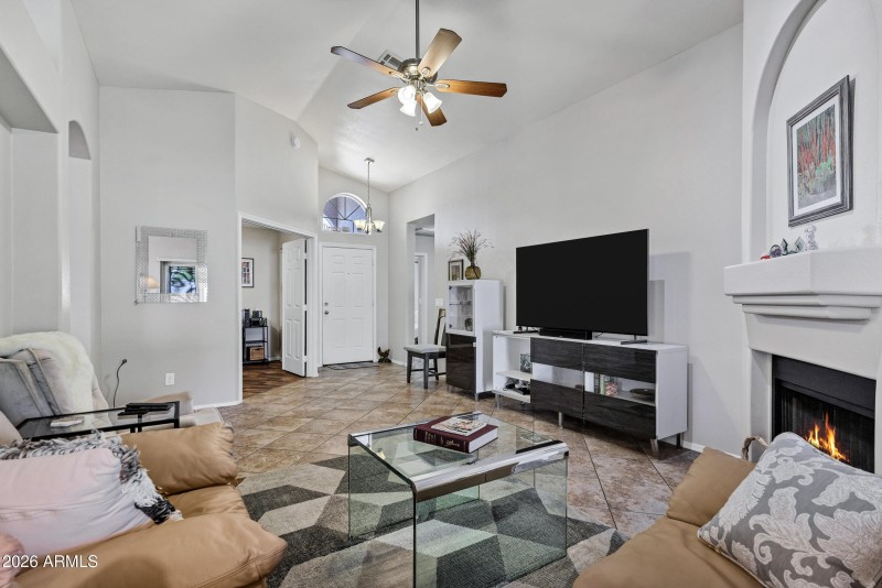 144 S Kingston St-6