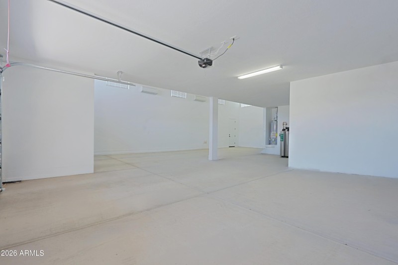 Garage 1
