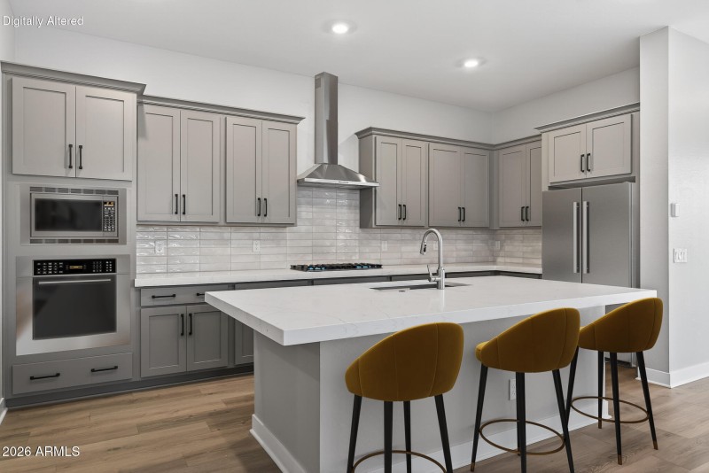 8VS) KITCHEN