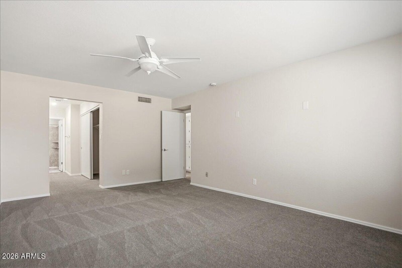 17-11158 N 107th Way_RedHogMedia