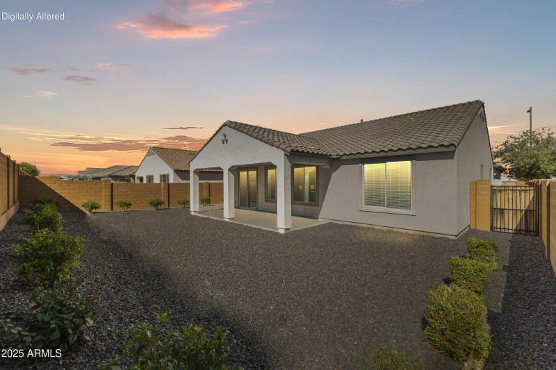 Exterior Backyard/Virtual Twilight