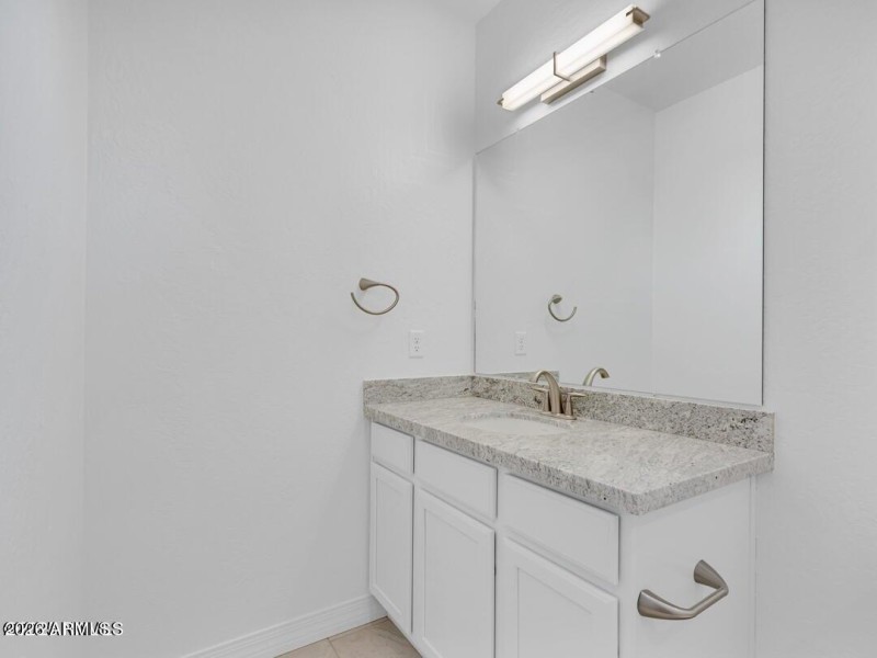 2nd Full Bathroom
