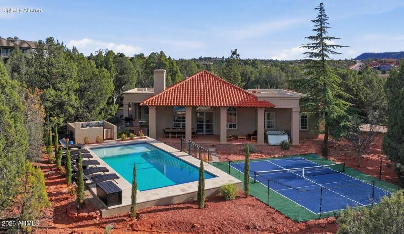 dove wing pickleball court