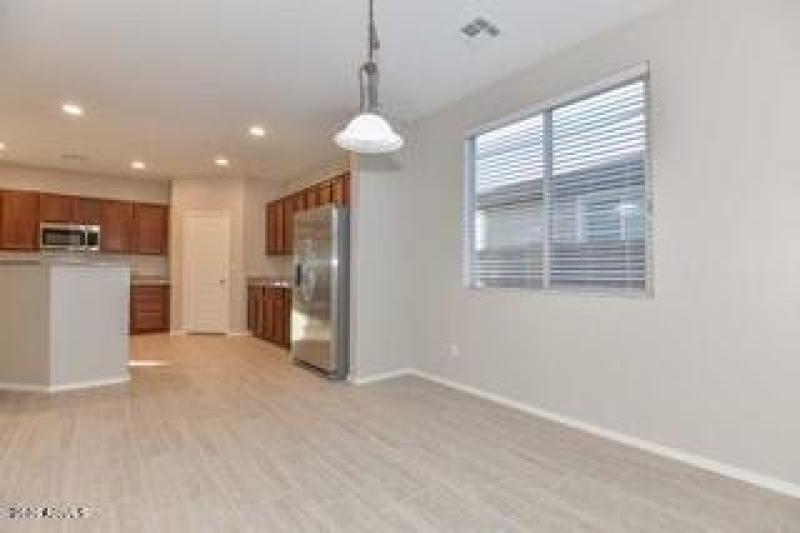 Breakfast Room-Kitchen