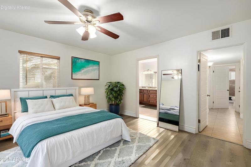 25-10th - Bedroom - Modern - 2