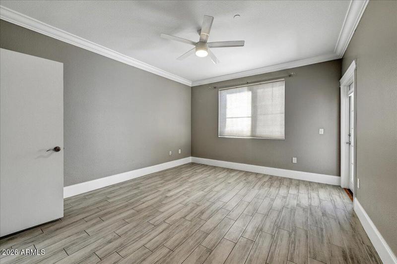 21-Suite Two