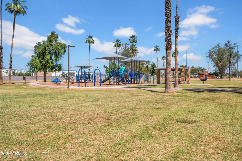 21-custom-4324 N 13th Pl-21