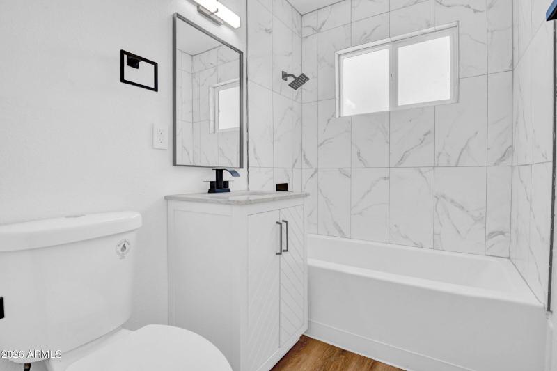 16-custom-4324 N 13th Pl-16