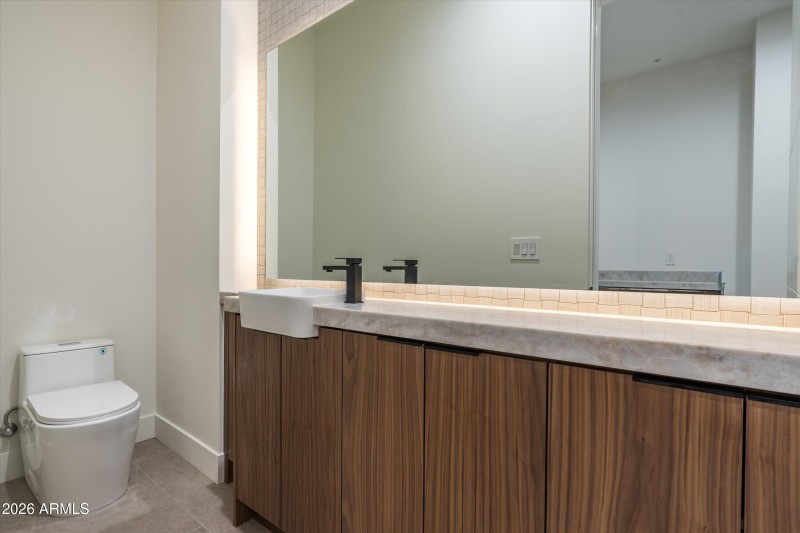 022_Powder Room